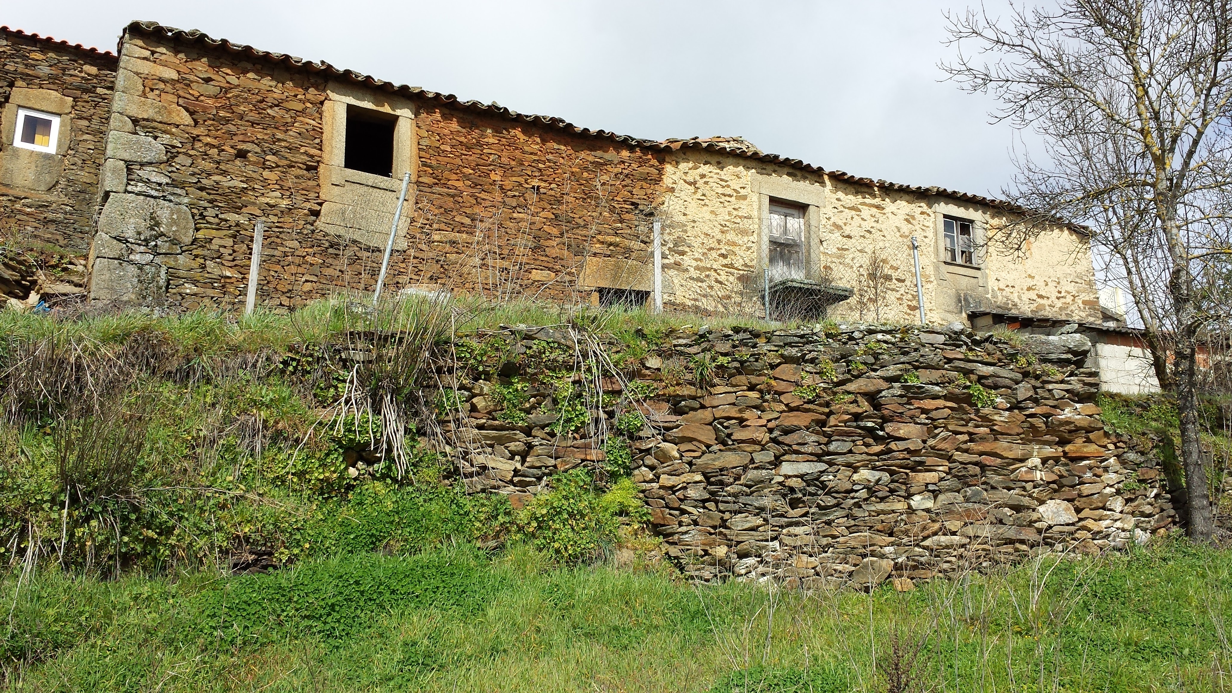 casa-donde-purmeiro-bibirun-l-tiu-adriano-i-la-tie-justina